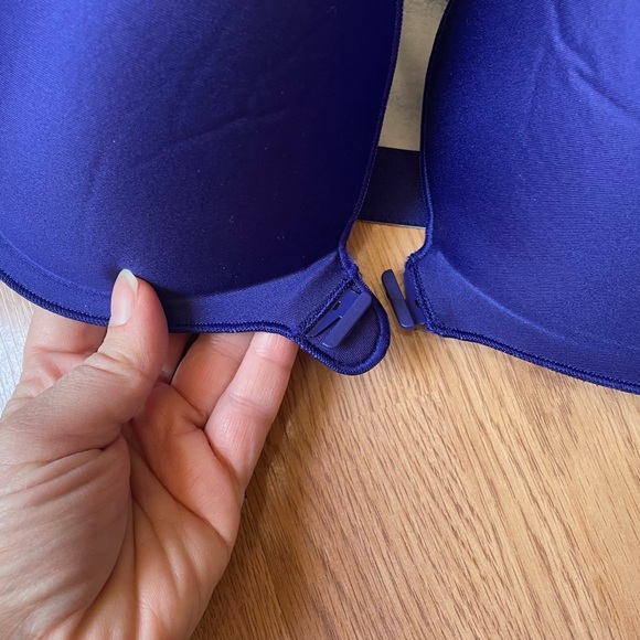 Victoria’s Secret Knockout Sports Bra - Picture 11 of 14